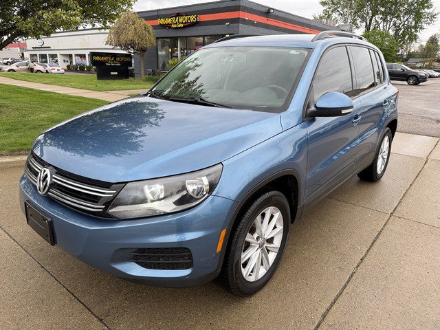Used 2017 Volkswagen Tiguan Limited w/ Premium Package FWD image 1