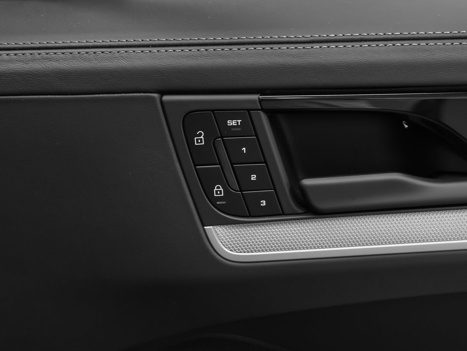 New 2026 Porsche Cayenne AWD/4WD image 22