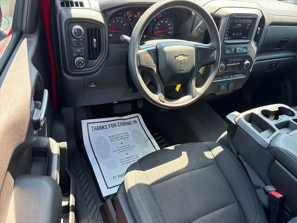 Used 2019 Chevrolet Silverado 1500 W/T w/ WT Appearance Package AWD/4WD image 4