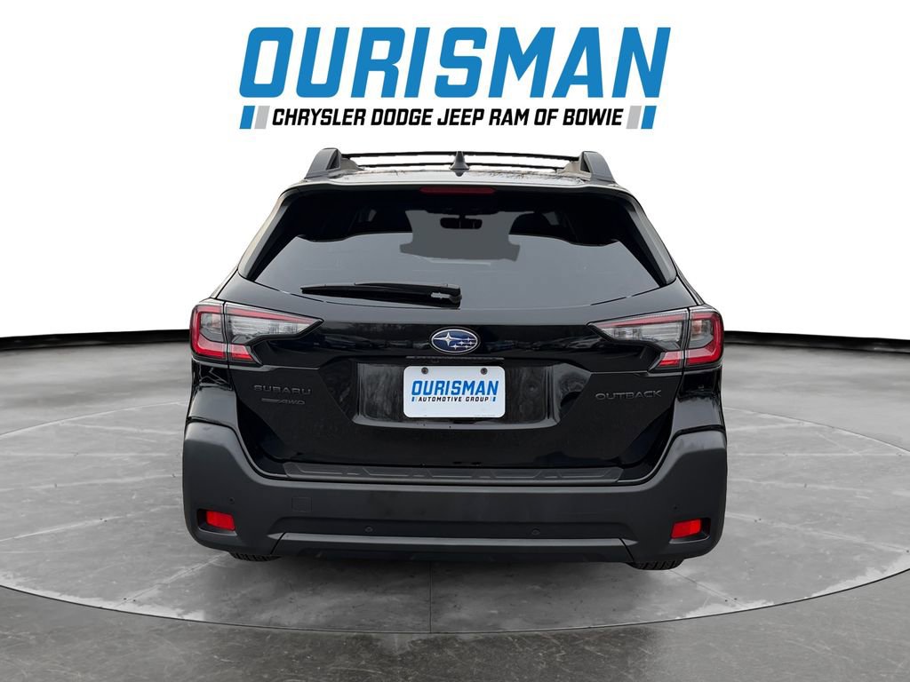 Used 2025 Subaru Outback Onyx Edition image 5
