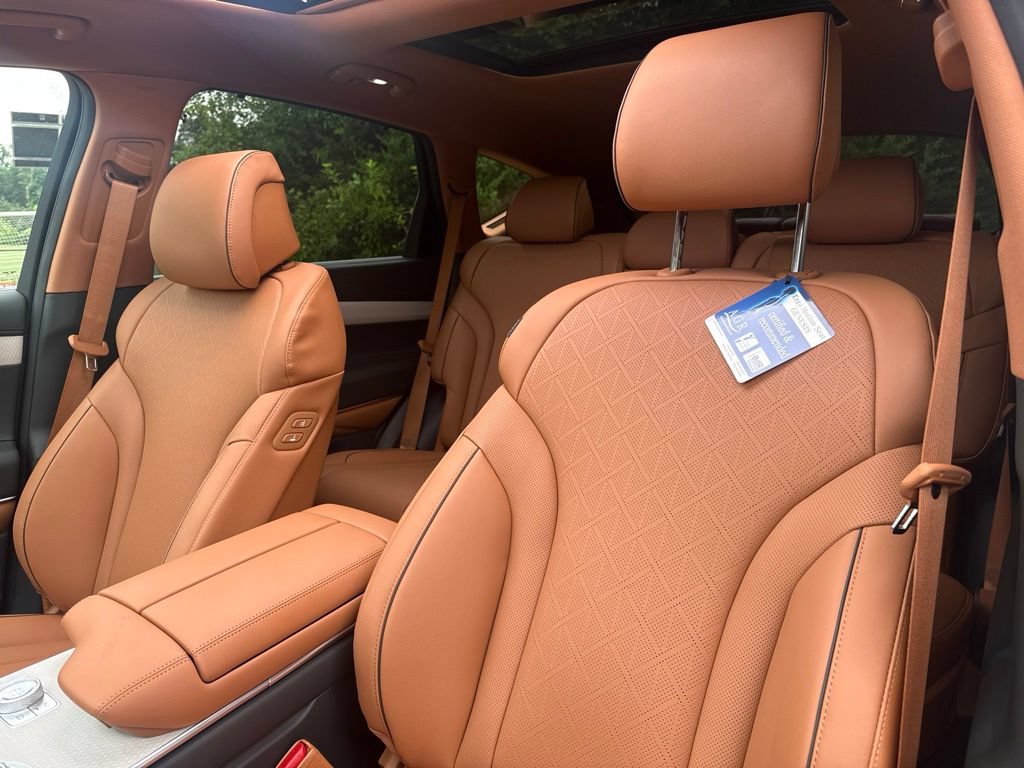 New 2027 Genesis GV80 2.5T Prestige AWD/4WD image 13