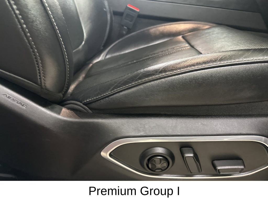 Used 2023 Jeep Wagoneer 4WD w/ Premium Group I image 19