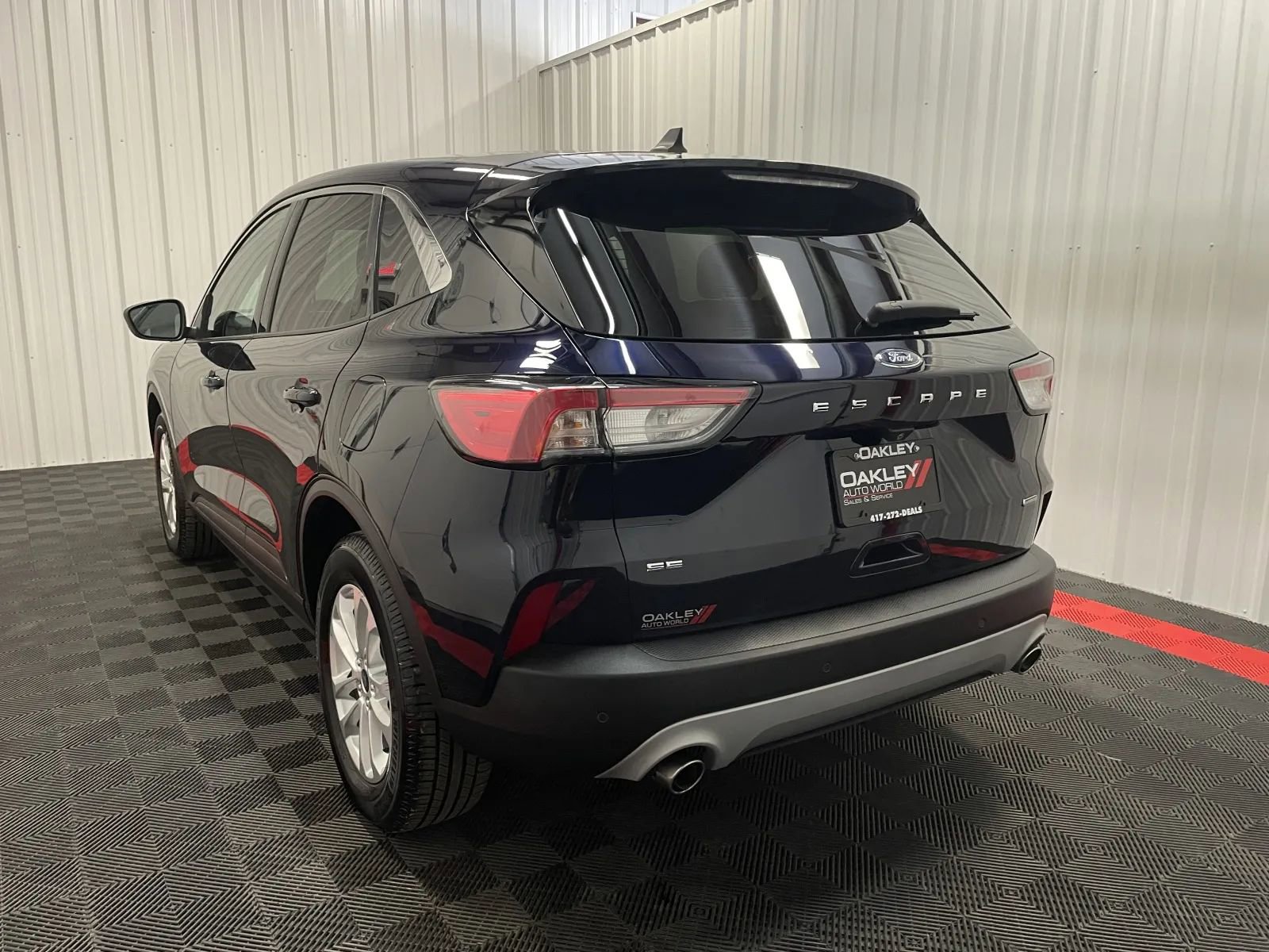 Used 2021 Ford Escape SE image 12