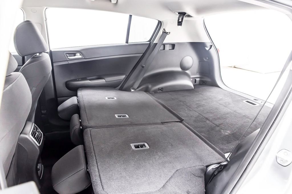 Used 2020 Kia Sportage LX w/ LX Popular Package image 34