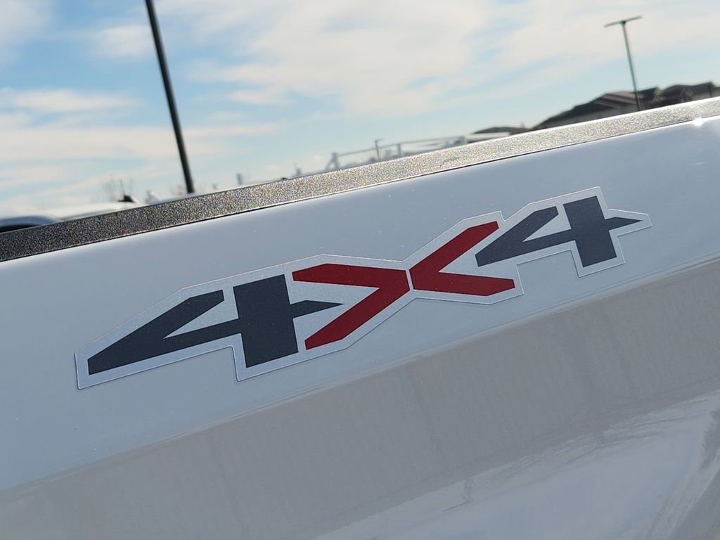 Used 2024 Chevrolet Silverado 1500 LT image 15