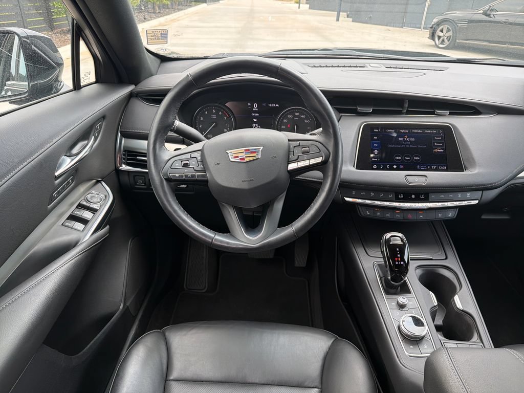 Used 2023 Cadillac XT4 Premium Luxury w/ Technology Package FWD image 13