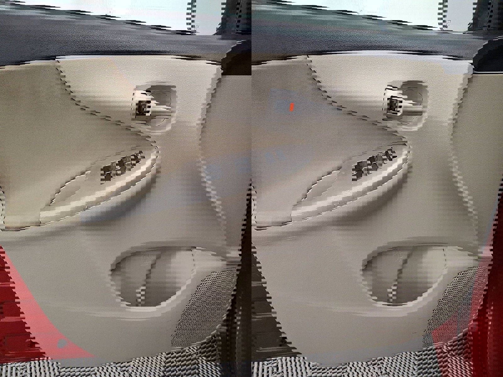 Used 2012 Toyota Corolla LE image 10