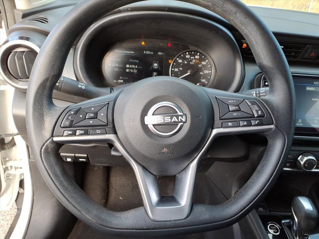 Used 2023 Nissan Kicks SV image 13