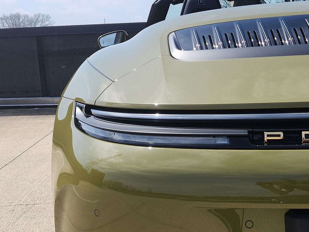 New 2026 Porsche 911 GTS RWD image 9