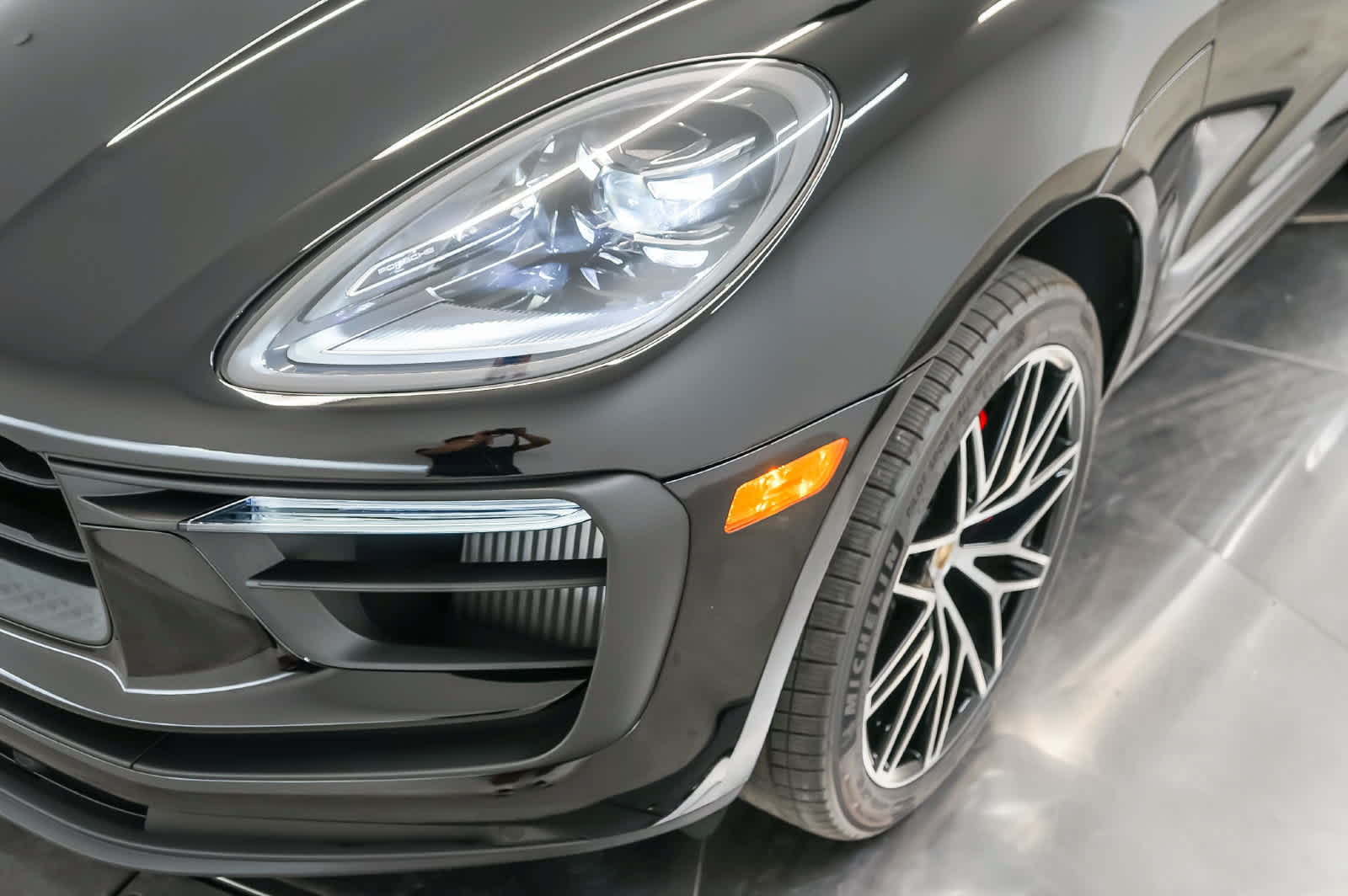 New 2026 Porsche Macan S AWD/4WD image 16