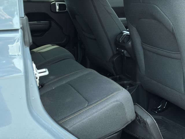 Used 2024 Jeep Gladiator Sport AWD/4WD image 36