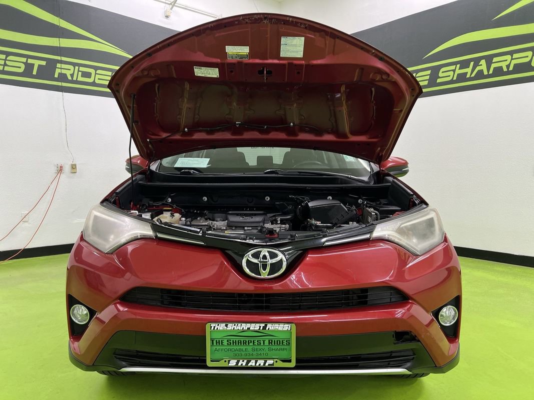 Used 2016 Toyota RAV4 XLE AWD/4WD image 4
