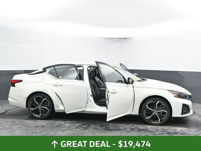 Used 2024 Nissan Altima 2.5 SR image 60