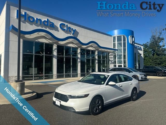 Used 2023 Honda Accord EX image 1