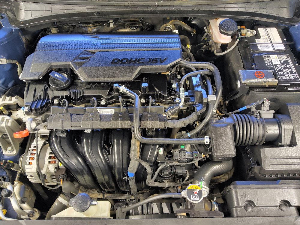Used 2021 Hyundai Elantra SE FWD image 30