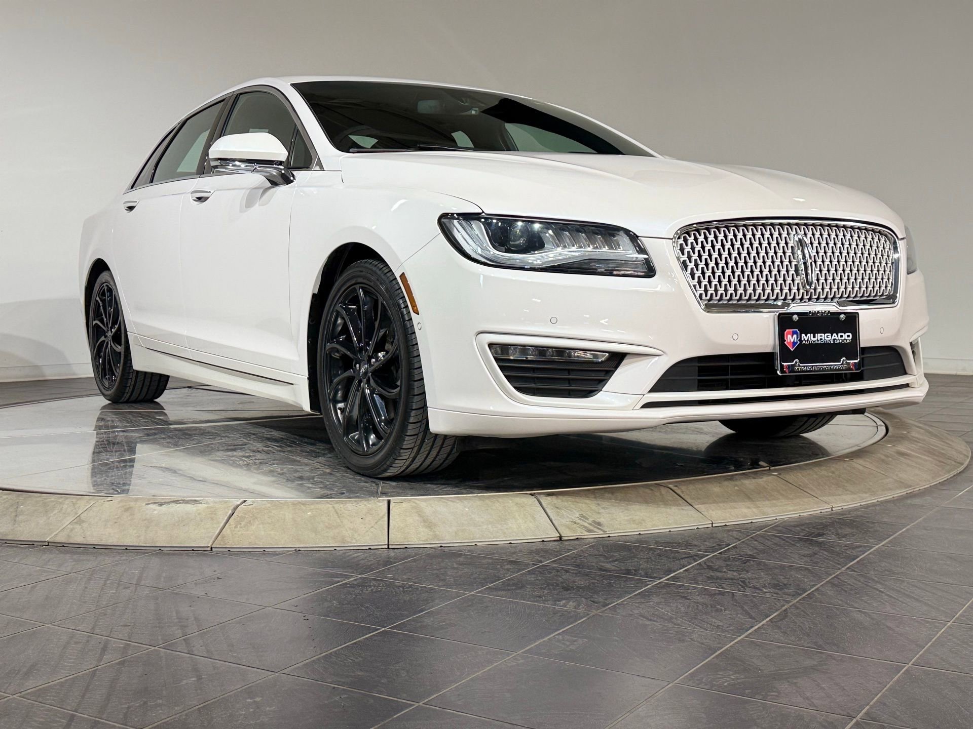 Used 2020 Lincoln MKZ Reserve w/ Monochromatic Package image 2