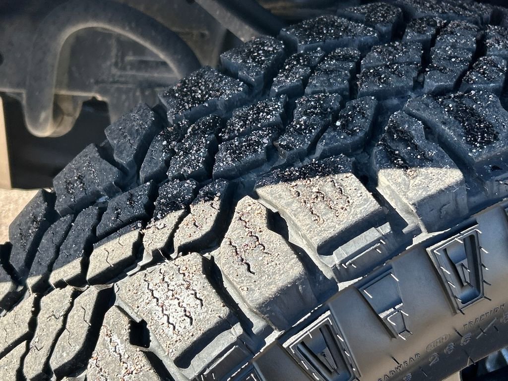 Used 2019 Chevrolet Colorado ZR2 w/ ZR2 Dusk Special Edition image 28