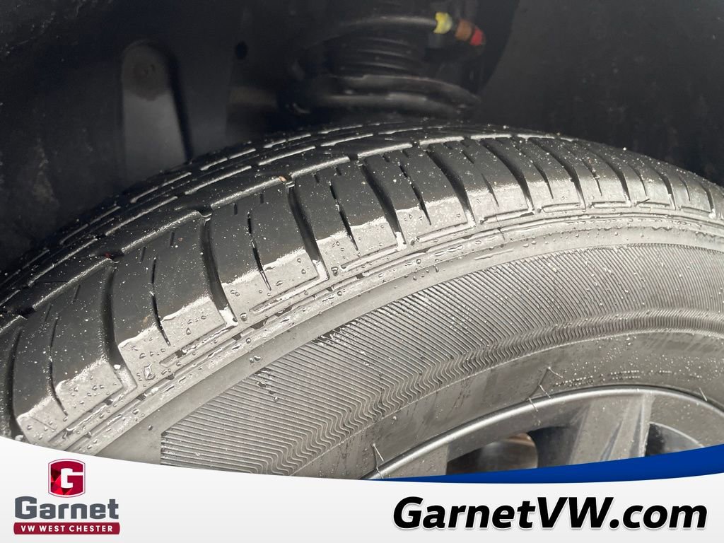 Certified 2023 Volkswagen Tiguan SE w/ Panoramic Sunroof Package image 28