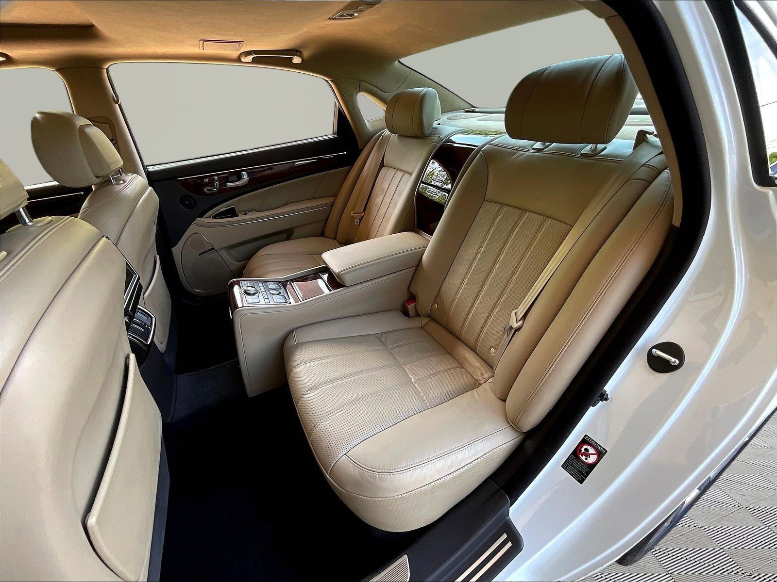 Used 2013 Hyundai Equus Ultimate RWD image 22