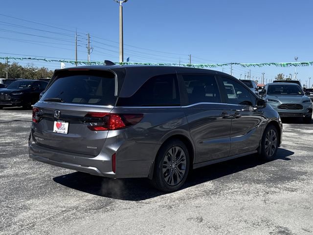 New 2026 Honda Odyssey Touring image 7
