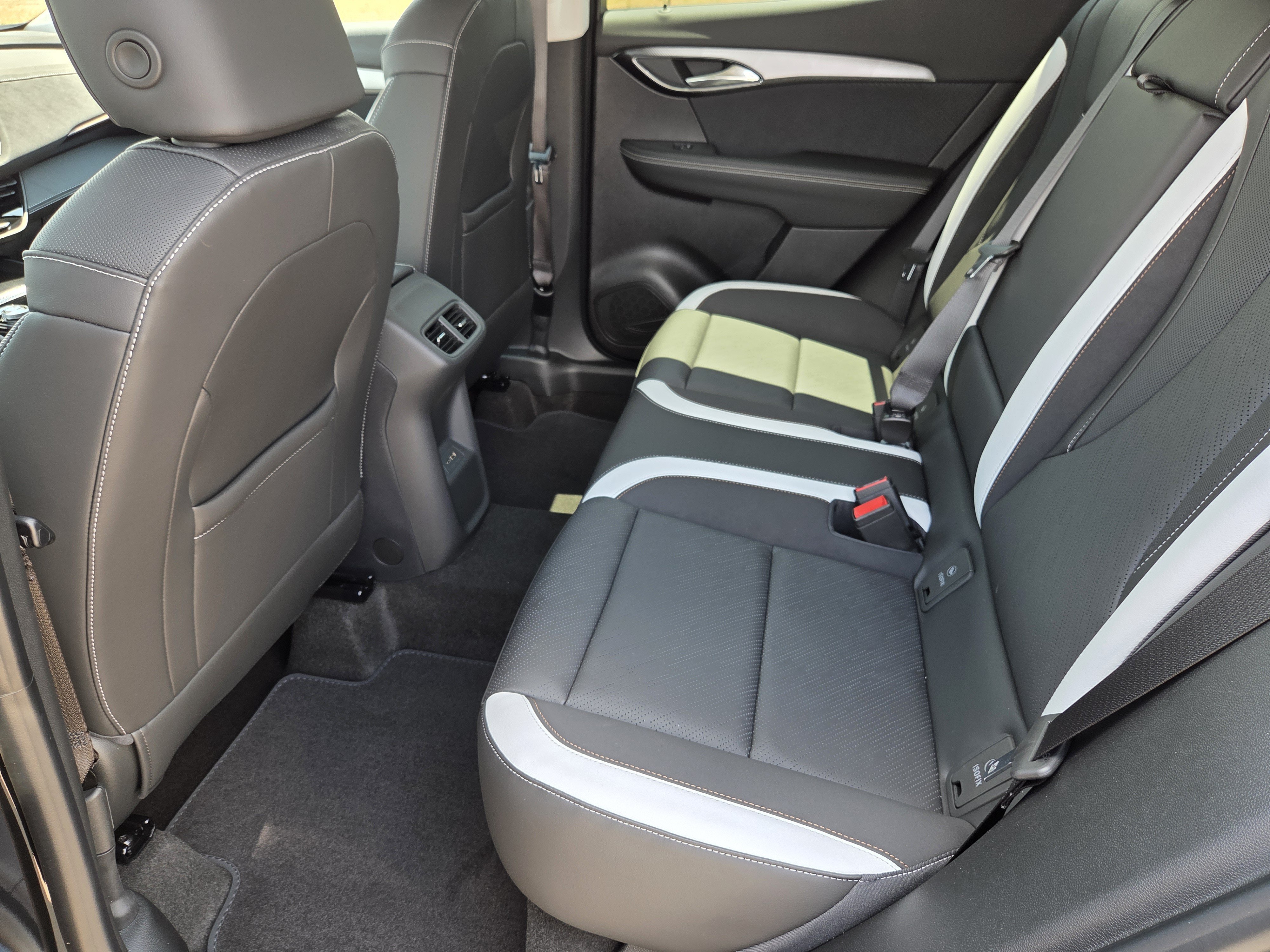 New 2026 Buick Envision Sport Touring AWD/4WD image 23