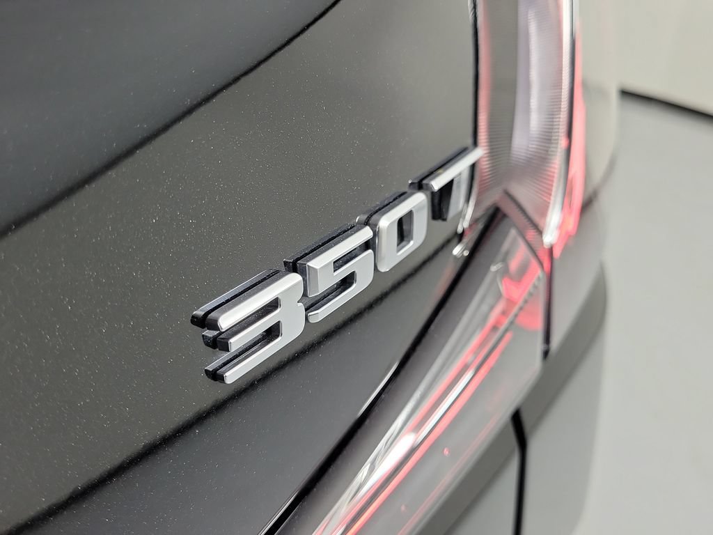 Certified 2022 Cadillac XT4 Sport FWD image 6