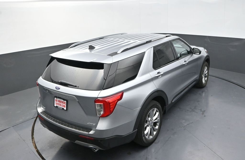 Used 2023 Ford Explorer Limited image 19