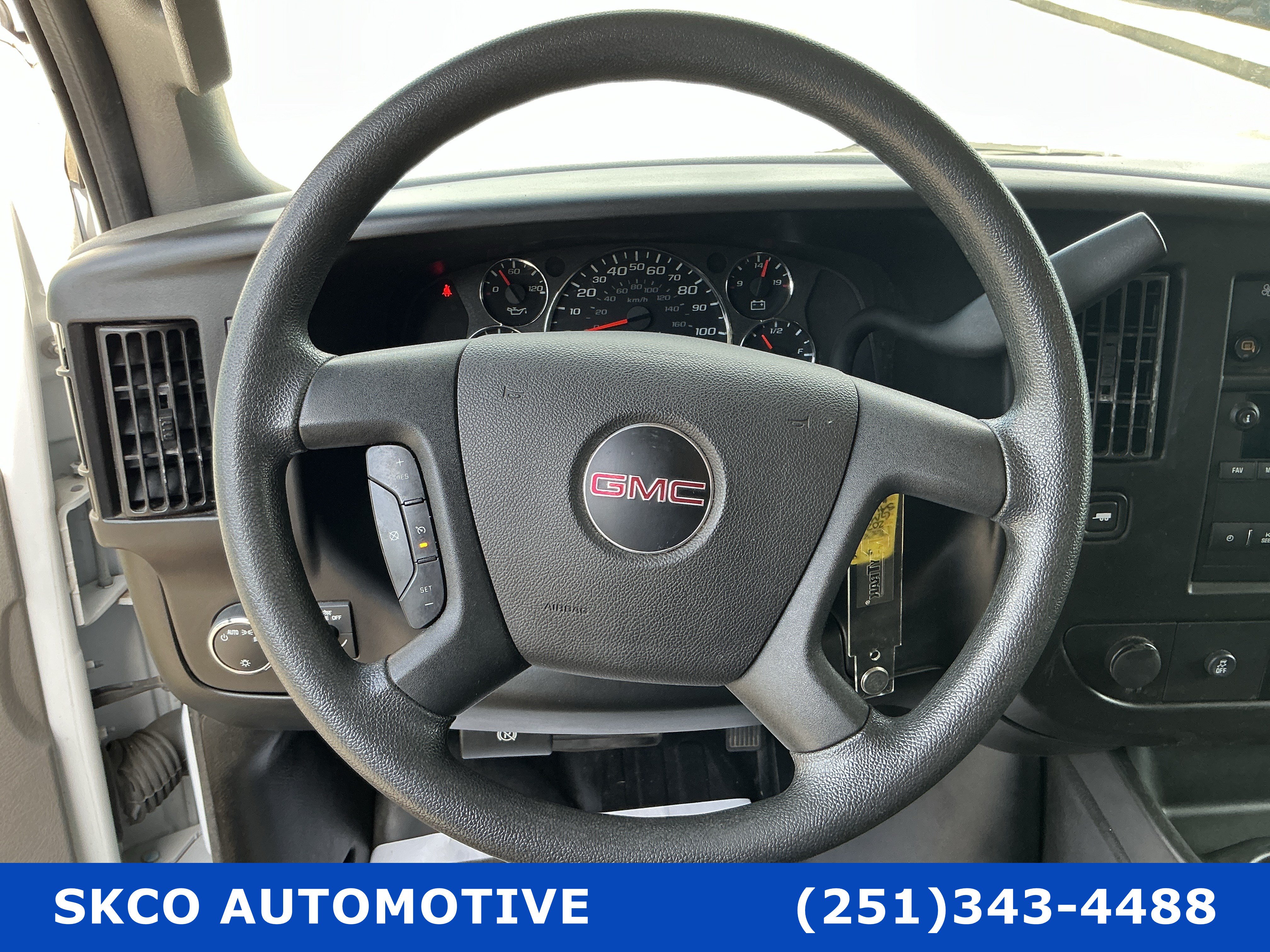 Used 2022 GMC Savana 2500 w/ Driver Convenience Package RWD image 26