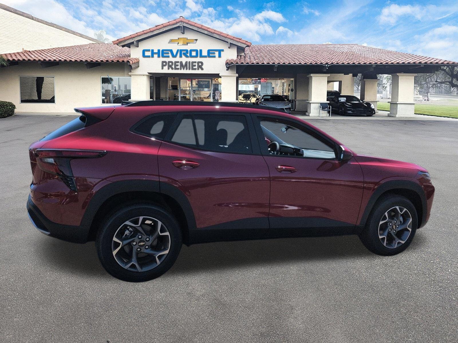 New 2026 Chevrolet Trax LT w/ Driver Confidence Package FWD image 9
