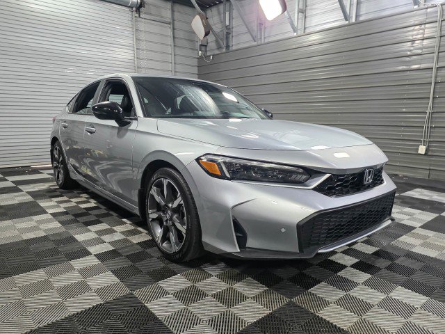 Used 2025 Honda Civic Sport Touring image 4