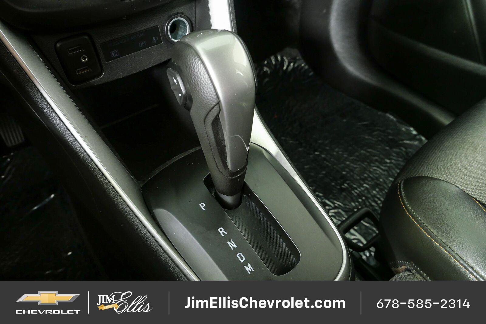 Certified 2020 Chevrolet Trax LT w/ LT Convenience Package AWD/4WD image 16