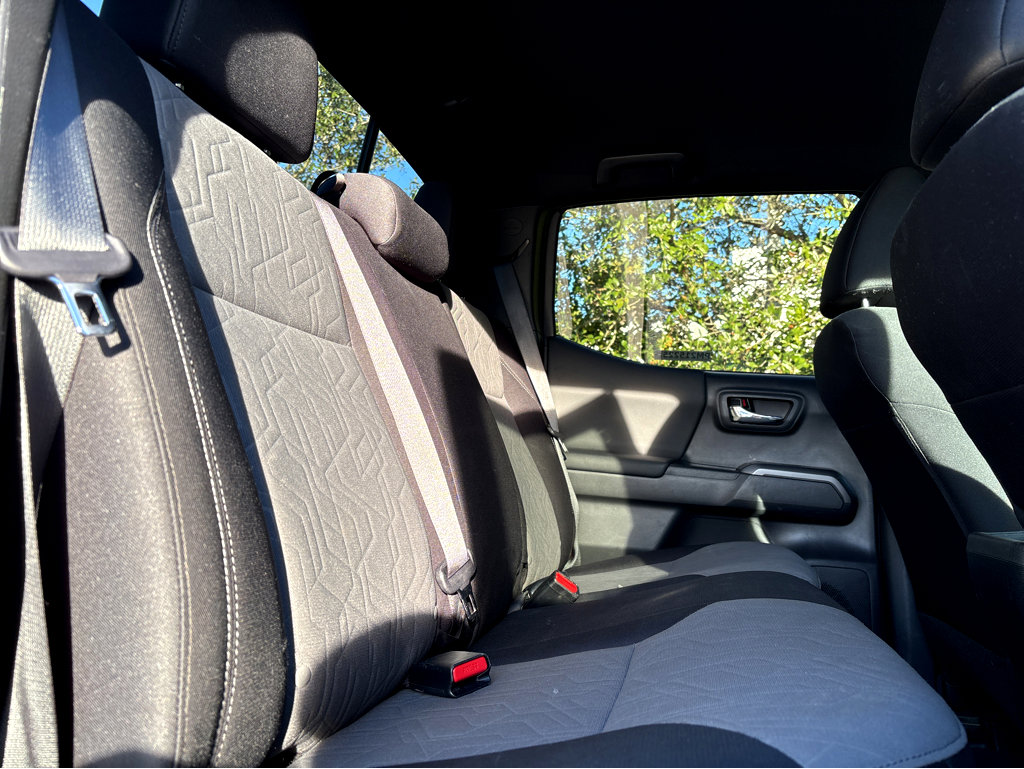 Used 2023 Toyota Tacoma TRD Off-Road image 19