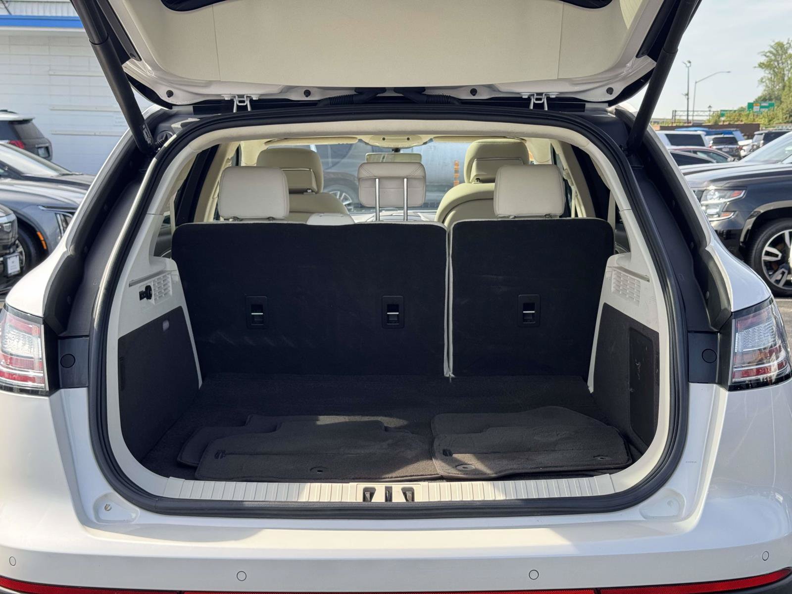 Used 2019 Lincoln Nautilus Black Label AWD/4WD image 17