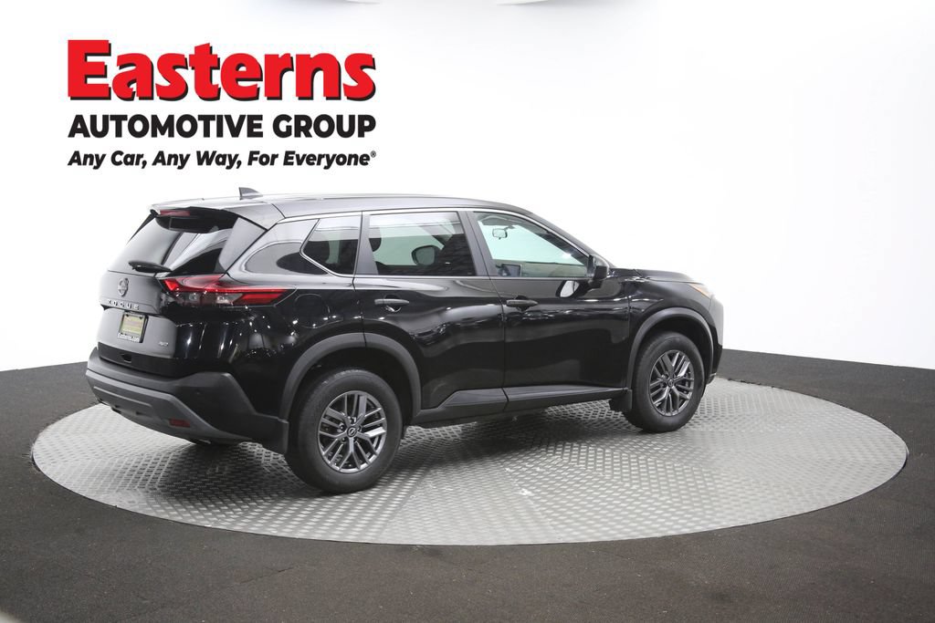 Used 2023 Nissan Rogue S AWD/4WD image 37