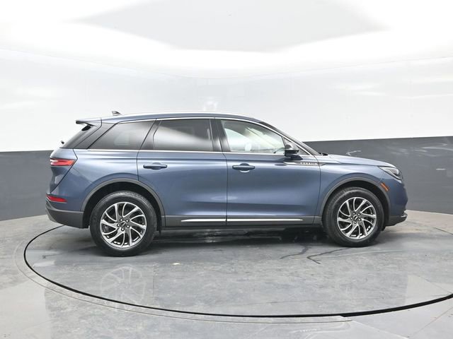 Used 2022 Lincoln Corsair AWD w/ Equipment Group 101A image 3