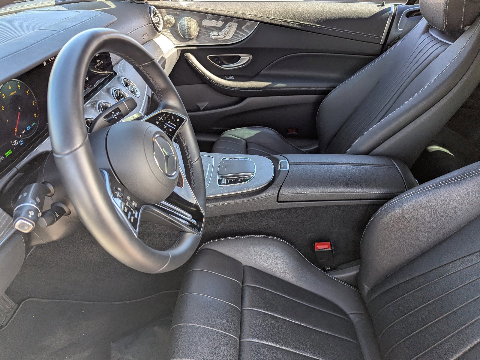 Used 2022 Mercedes-Benz E 450 Coupe image 22