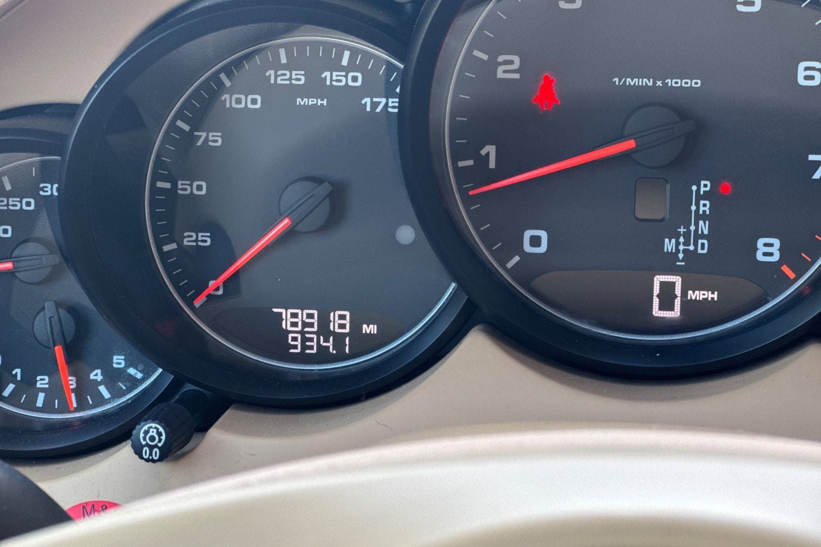 Used 2014 Porsche Cayenne AWD/4WD image 31
