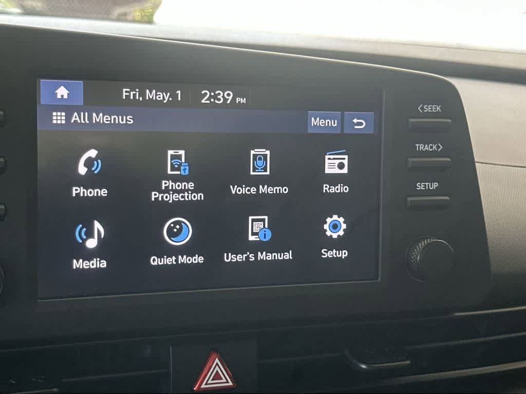 Used 2025 Hyundai Elantra Sport FWD image 18