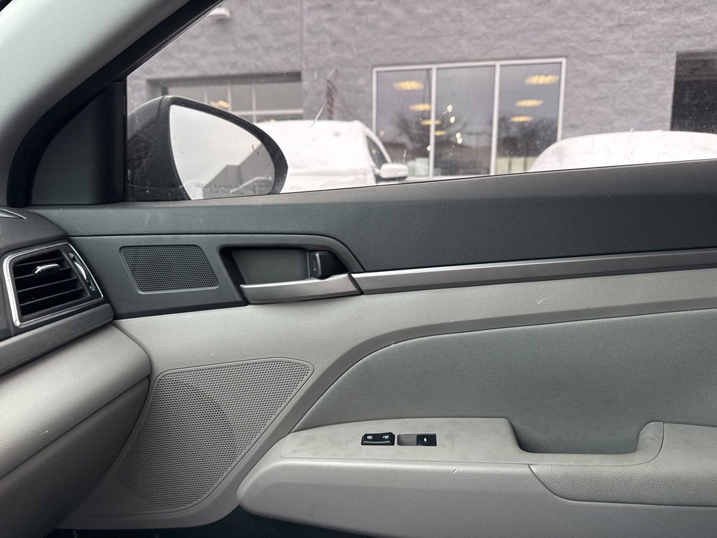 Used 2018 Hyundai Elantra SEL image 8