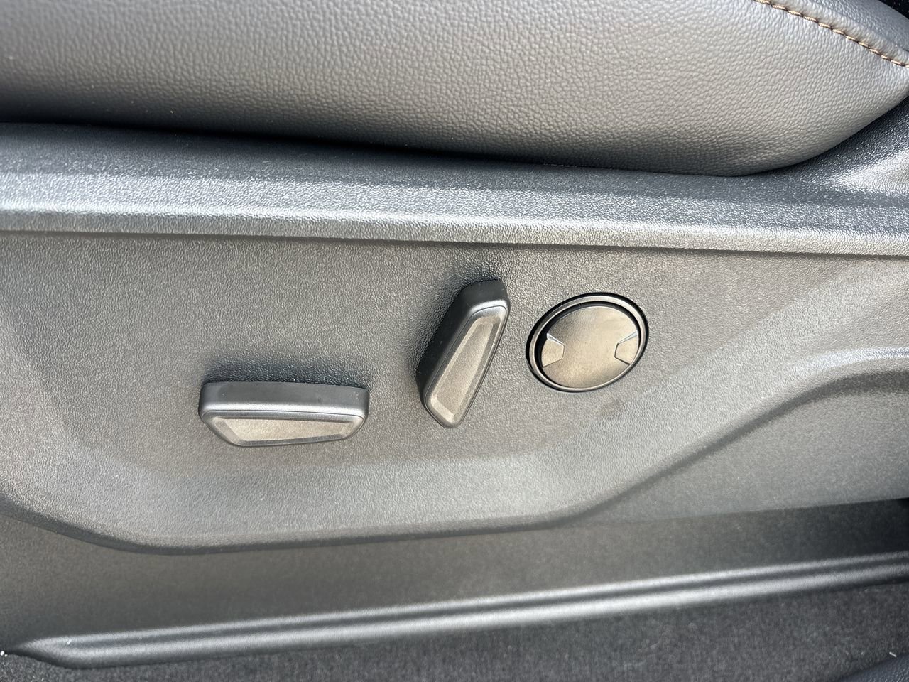 New 2026 Ford F350 Lariat image 19