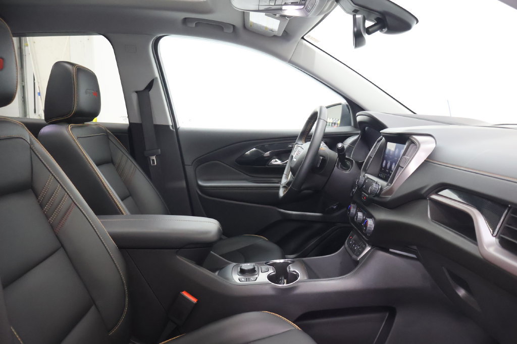 Used 2024 GMC Terrain AT4 w/ Infotainment Package II AWD/4WD image 21