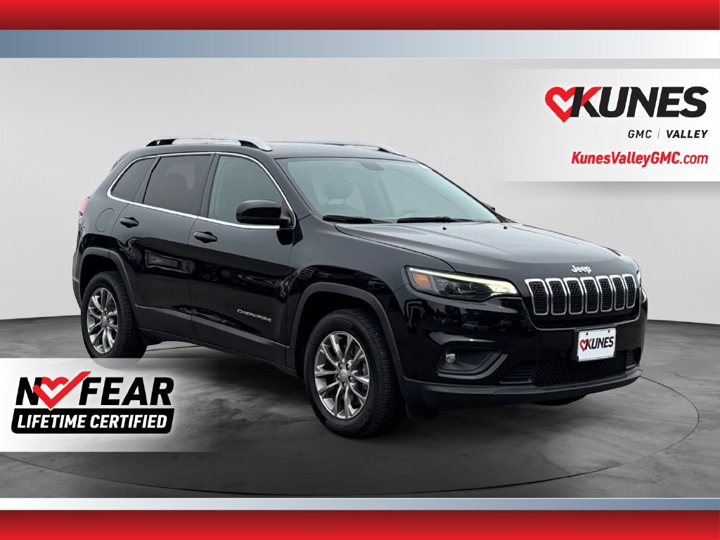 Used 2019 Jeep Cherokee Latitude Plus w/ Comfort/Convenience Group