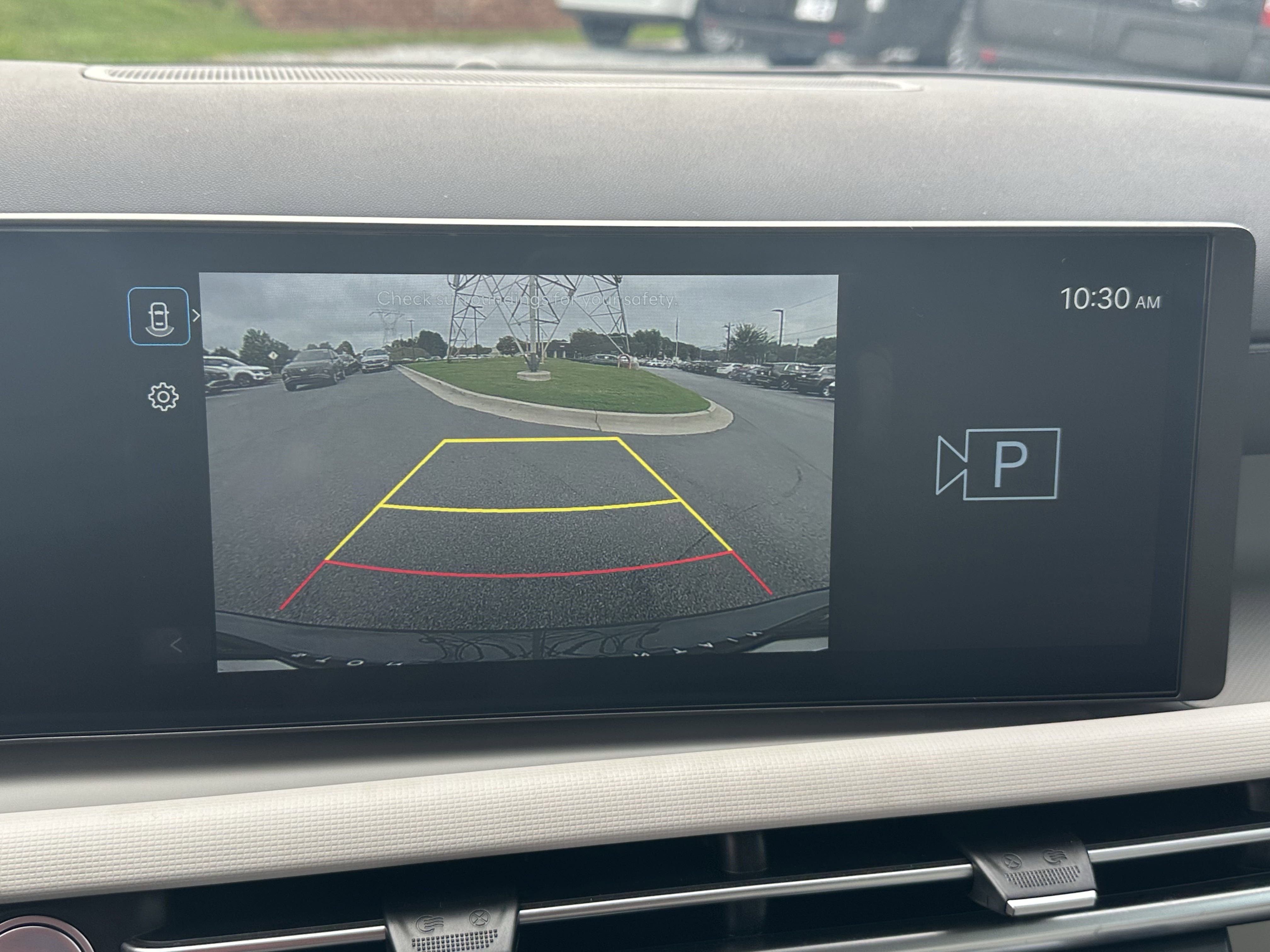 Used 2025 Hyundai Tucson SE image 29