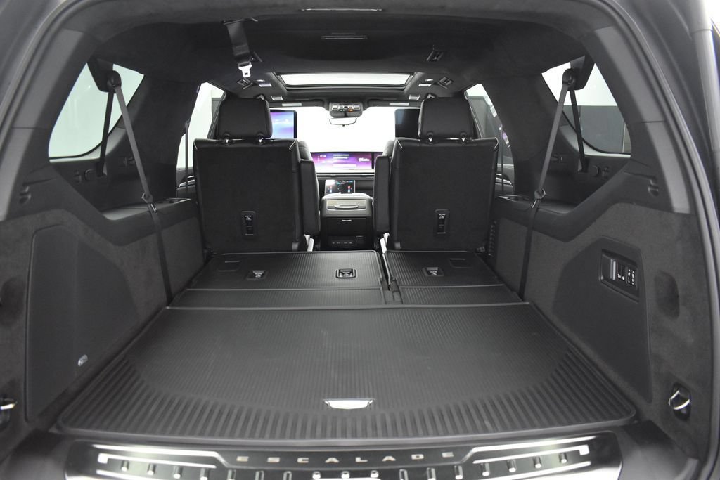 New 2026 Cadillac Escalade ESV Platinum Sport w/ LPO, ONYX Package AWD/4WD image 34