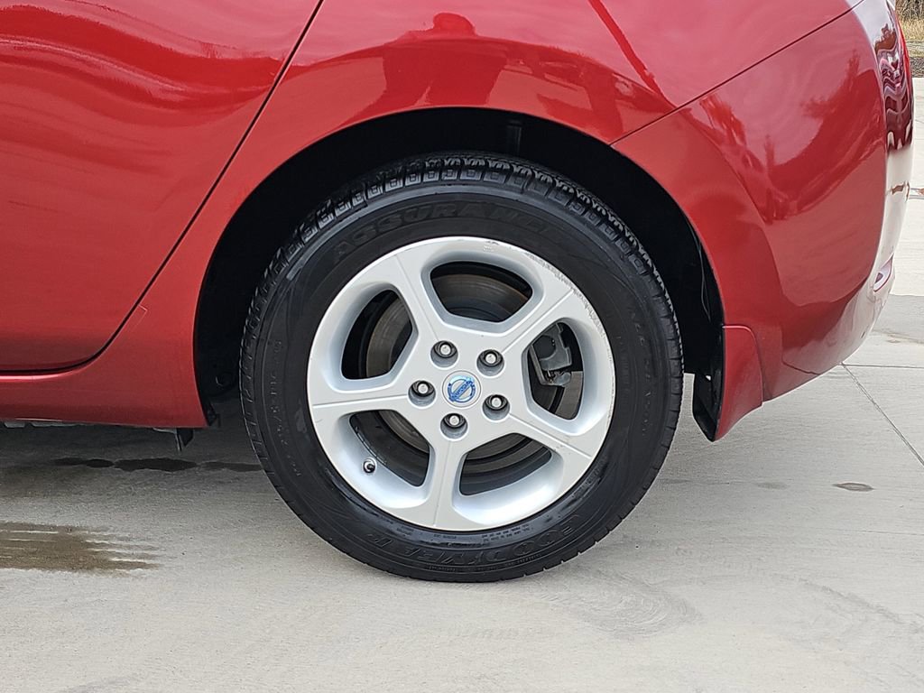 Used 2014 Nissan Leaf SV w/ LED & Quick Charge Package image 34