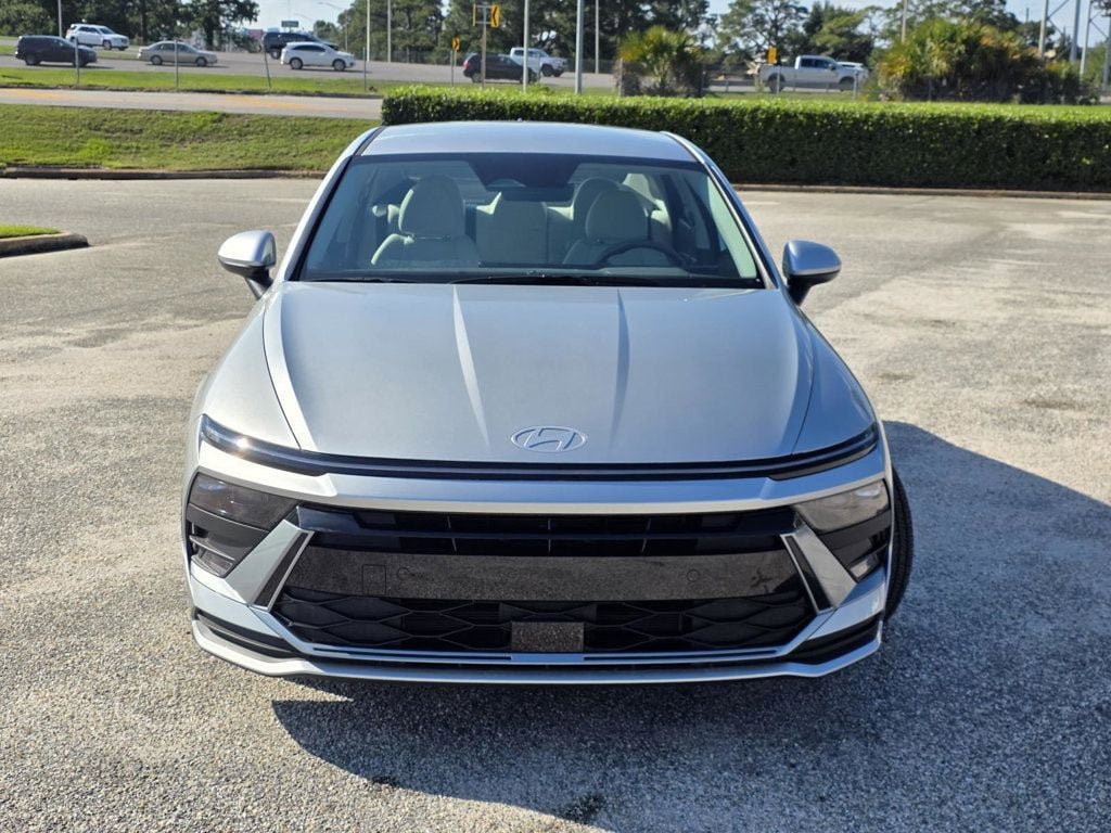 Used 2026 Hyundai Sonata Blue FWD image 3