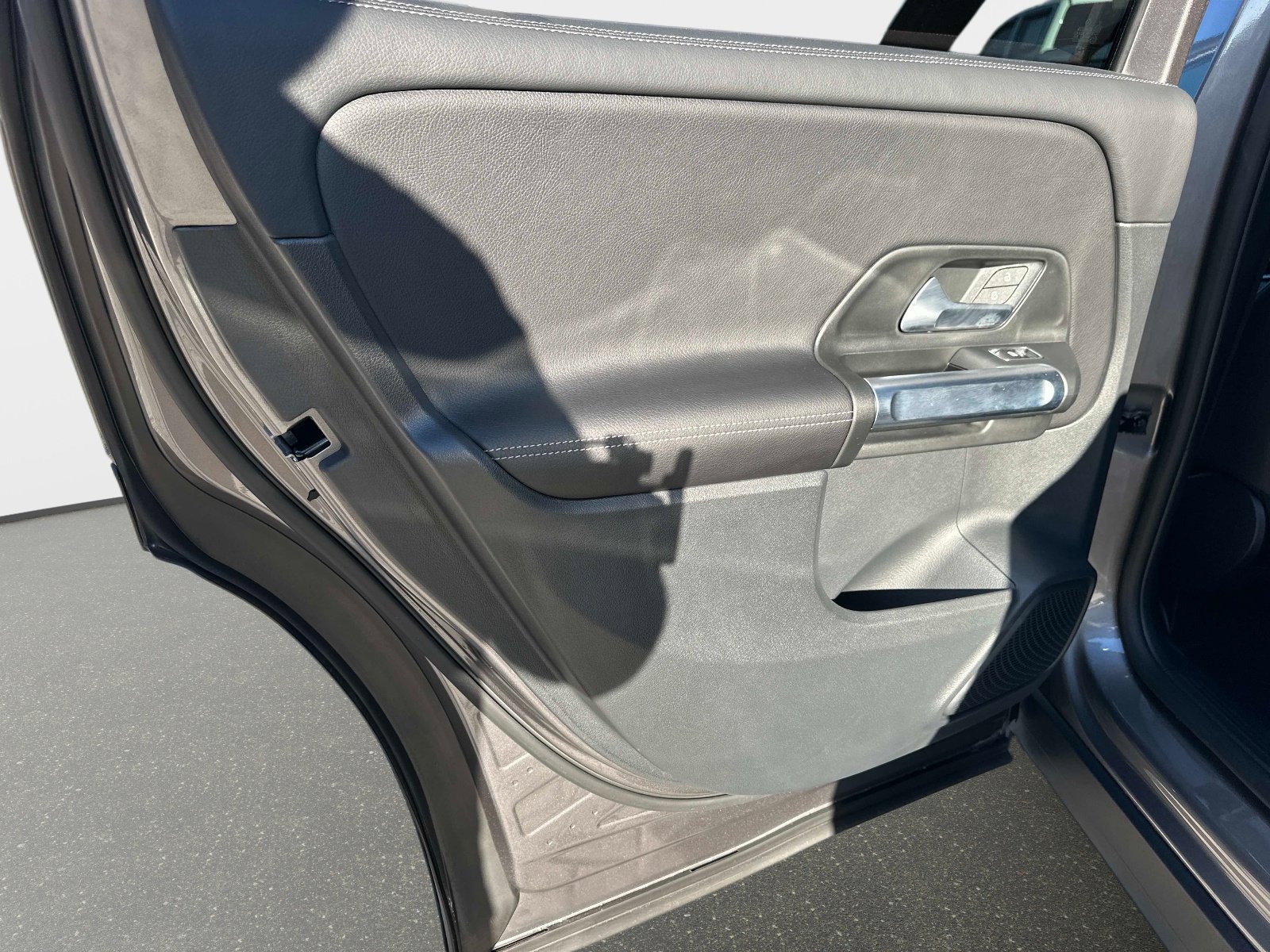 Certified 2022 Mercedes-Benz GLB 250 image 12