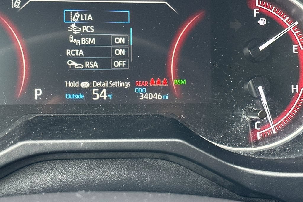 Used 2025 Toyota RAV4 XLE AWD/4WD image 30