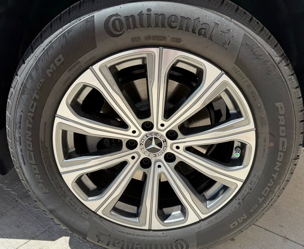 Used 2026 Mercedes-Benz GLC 300 4MATIC image 10