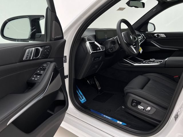 New 2027 BMW X7 M60i AWD/4WD image 9
